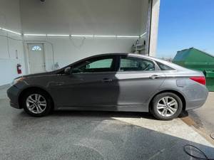 lot 7Z image: 2014 Hyundai Sonata GLS - 2 OWNERS