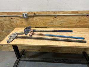 lot 84 image: Lot of 3 Conduit Benders