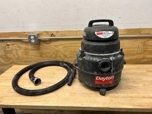 lot 85 image: DAYTON 4YE65 WetDry Vac