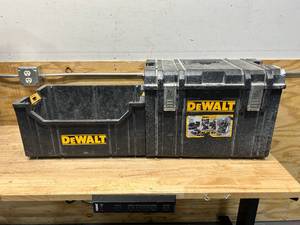 lot 107 image: DEWALT Lot of 2- Cases