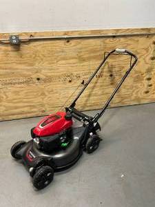 lot 3A image: HONDA 21 in. 3-in-1 Variable Speed Gas Walk Behind Self Propelled Lawn Mower with Auto Choke