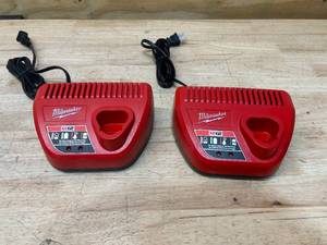 lot 116 image: MILWAUKEE Lot of 2- M12 12-Volt Lithium-Ion Battery Chargers