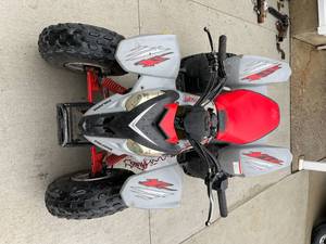 lot 6 image: Polaris Predator 90 ATV