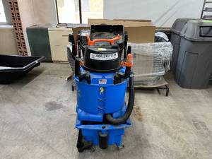 lot 28 image: Kaivac High-Speed Wide-Area Cleaning Machine