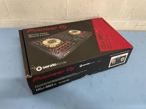 lot 11 image: Pioneer DDJ-SB2 2-Channel Portable Audio Professional DJ Controller for Serato DJ Lite