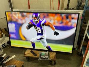 lot 10 image: Sharp Aquos HD 70 Full HD 1080p LED Smart TV Model LC-70LE650U w Built-in Wi-Fi & Dual Core Processor