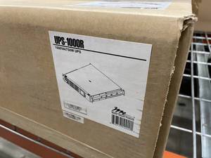 lot 54 image: Middle Atlantic UPS-1000R Premium Series UPS Rackmount Power 8-Outlet 1000VA750W - NEW