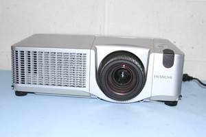 lot 64 image: Hitachi CP-X615 XGA Conference Room  Home Theater 4000-Lumen Computer  Video Projector
