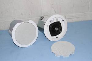 lot 109 image: Pair of JBL Control 24CT Compact Pro Audio Background  Foreground Ceiling Speakers