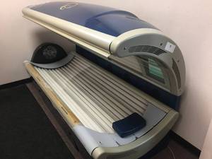 lot 9 image: Sun Star ZX32 Speed System Tanning Bed