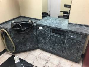 lot 33 image: Salon Station with Sink, Mirror, Light, Cabinet - Measures Approx. 81 x 36 x 33