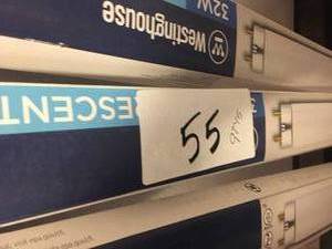 lot 55 image: Lot of 5 Fluorescent Bulbs- New - 32W 48
