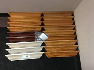 lot 74 image: Lot of 18 Shelves with Mounting Hardware