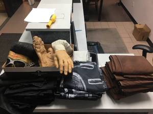lot 101 image: Big Lot of Salon Capes and Halloween Decor
