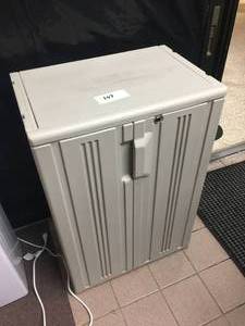 lot 107 image: Plastic Storage Shelf - Approx. 32 x 24 x 16
