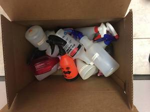 lot 120 image: Lot of Spray Bottles