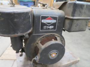 lot 5 image: BRIGGS AND STRATTON 8 HP MOTOR