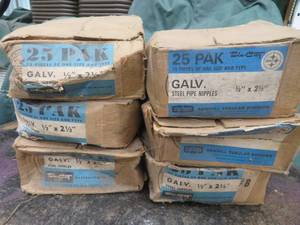 lot 15 image: 25 PACK OF  GALVANIZED STEEL PIPE NIPPLES 6 BOXES