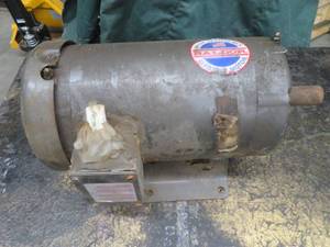 lot 28 image: BALDOR ELECTRIC MOTOR,  HIGH EFFICIENCY