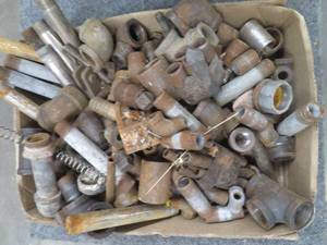 lot 38 image: ASSORTED PIPE FITTINGS