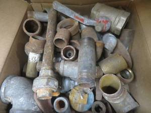 lot 41 image: GALVANIZED PIPE