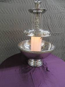 lot 85 image: STAINLESS STEEL LIGHTED FOUNTAIN.