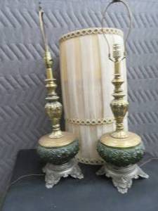 lot 95 image: 2 VINTAGE MID CENTURY LAMPS