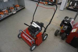 lot 33 image: Encore Model RSA20N- 8350 Power Thatch Power Lawn Dethatcher