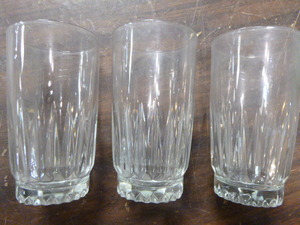 lot 45 image: Drinking Glasses in Racks