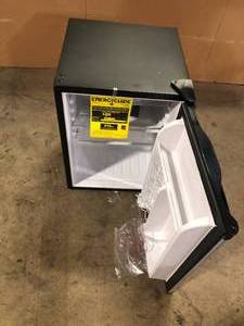 lot 37 image: Magic Chef 2.6 cu. ft. Mini Fridge in Stainless Look  Customer Returns See Pictures