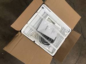 lot 44 image: Vissani 5000 BTU Window Air Conditioner Customer Returns See Pictures