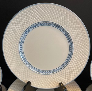 Elaine China Grouping by Spode