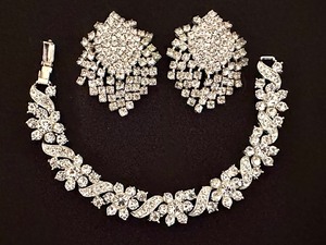 Vintage Lisner Rhinestone Bracelet and Pair of Vintage Rhinestone Earrings