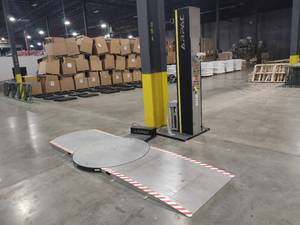 lot 14 image: Arpac Model SW-4026W-L Pallet Stret...