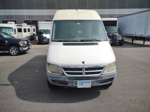 lot 3 image: 2005 Dodge Sprinter Van