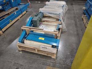 lot 149 image: Hytrol Power Belt Conveyor, 24 x 1...