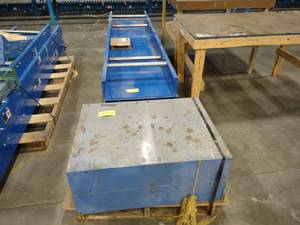 lot 154 image: Conveyor Frames, (2) 27x10 & (2) ...