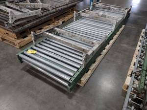 lot 166 image: 32x20 Gravity Feed Roller Conveyo...