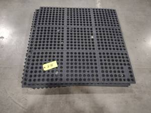 lot 218 image: (5)  3x3 Interlocking Rubber Anti-F...