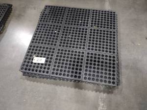 lot 219 image: (5)  3x3 Interlocking Rubber Anti-F...