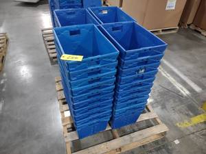 lot 256 image: (40) Uline 1577 Nesting Bins, 15x11...