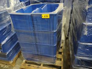 lot 270 image: (16) Quantum QUS955 Stacking Poly S...
