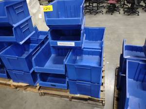 lot 293 image: (10) Quantum QUS955 Stacking Poly S...