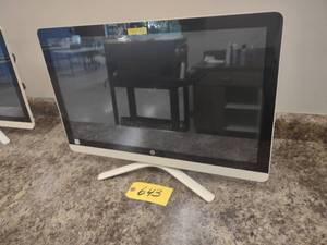 lot 643 image: HP TPC-Q032-24 Computer, Factory Re...