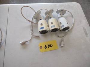 lot 686 image: (3) Lorex LNB4173S-C Bullet Cameras...