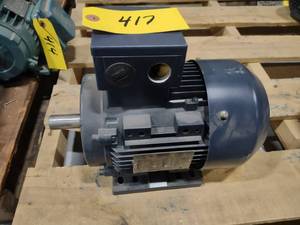 lot 417 image: Leeson 2 hp. Motor, 230460 Volt, 3...