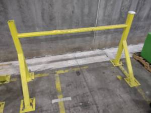 lot 442 image: Safety Rail, 78x36...