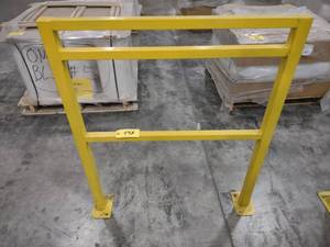 lot 443 image: Safety Rail, 40x48...