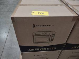 lot 472 image: Taotronics TT-AF012 Air Fryer Oven,...