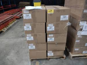lot 479 image: Approx. (20,000) Face Masks...